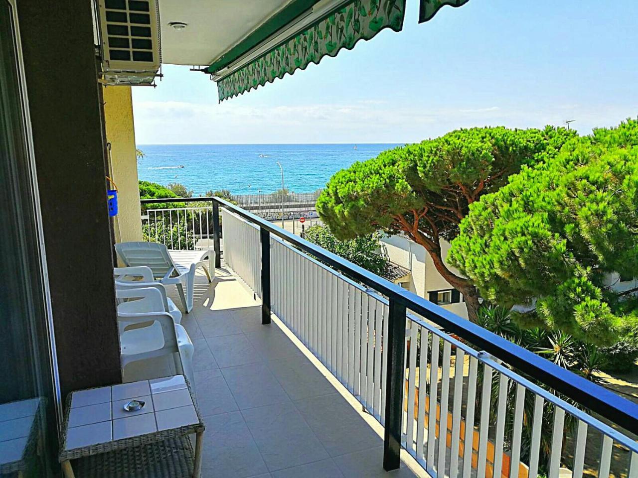 Apartment Llavaneres II Sant Andreu de Llavaneres Exteriör bild